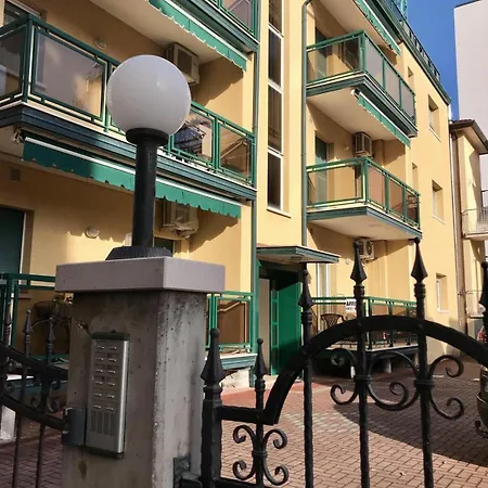 Lejlighed App4rent - Mimosa - 3 Family - Parking, Wifi, Near The